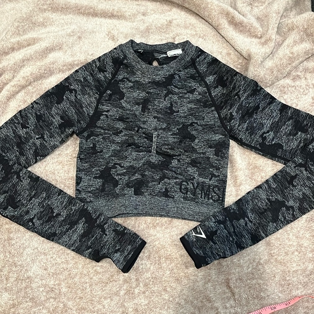 Gymshark top